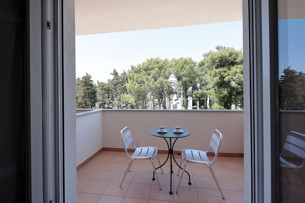 Central Rooms Near The Beach Новаля Екстериор снимка